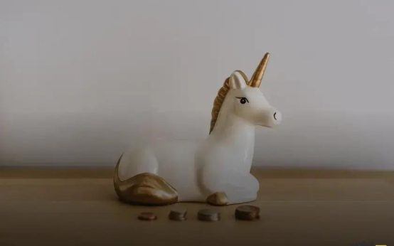 Smart Ways to Track Your Spending in 2026 Effectively